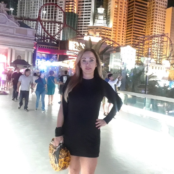 melanieglaze48